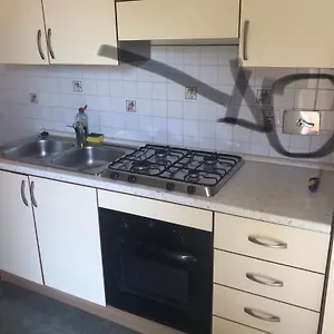  Appartamento Via Signorini Italia
