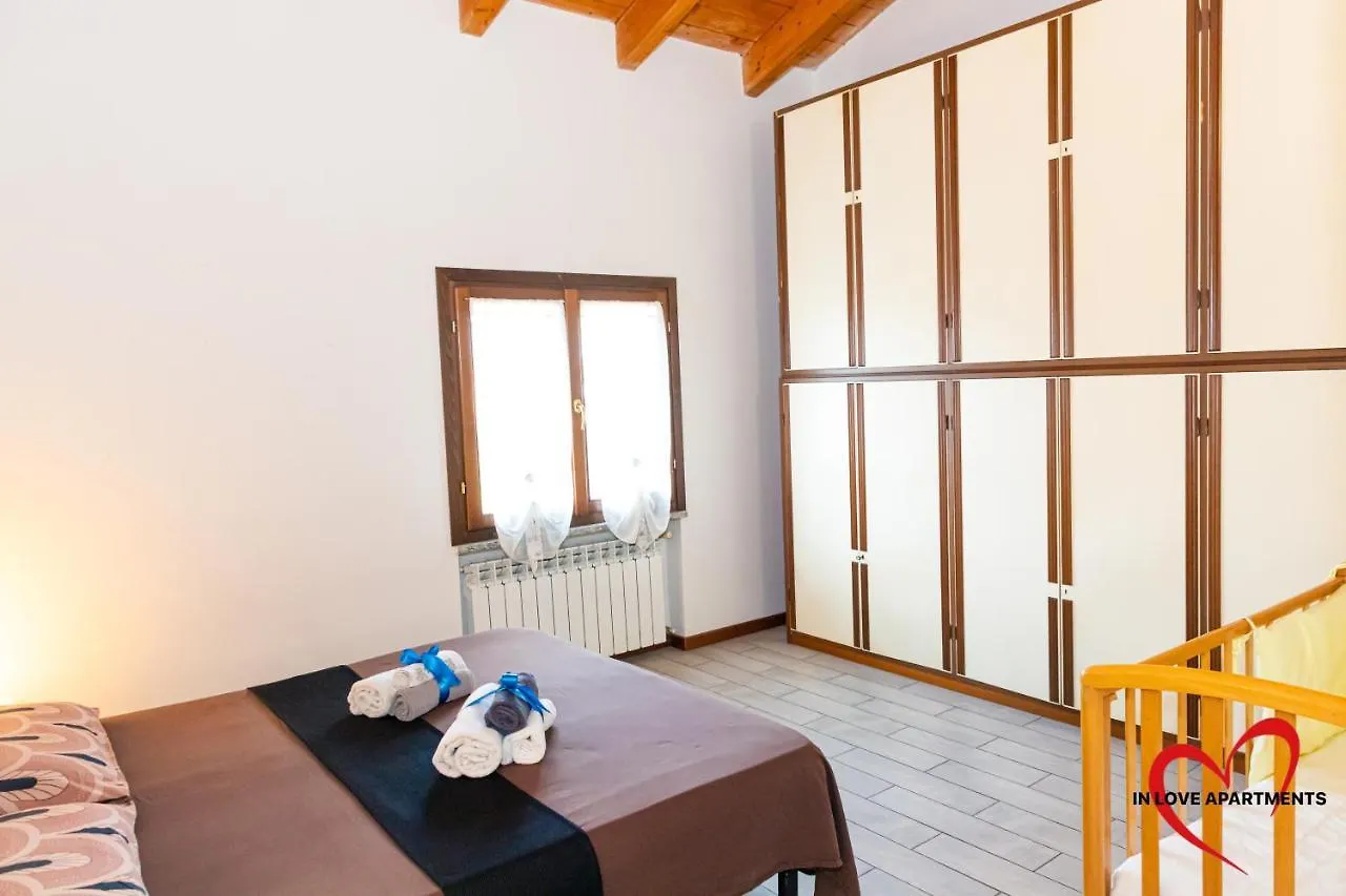 In Love 01 Montichiari